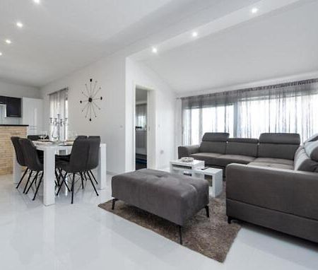 Apartmant Shine Luxury Maslenica Eksteriør bilde